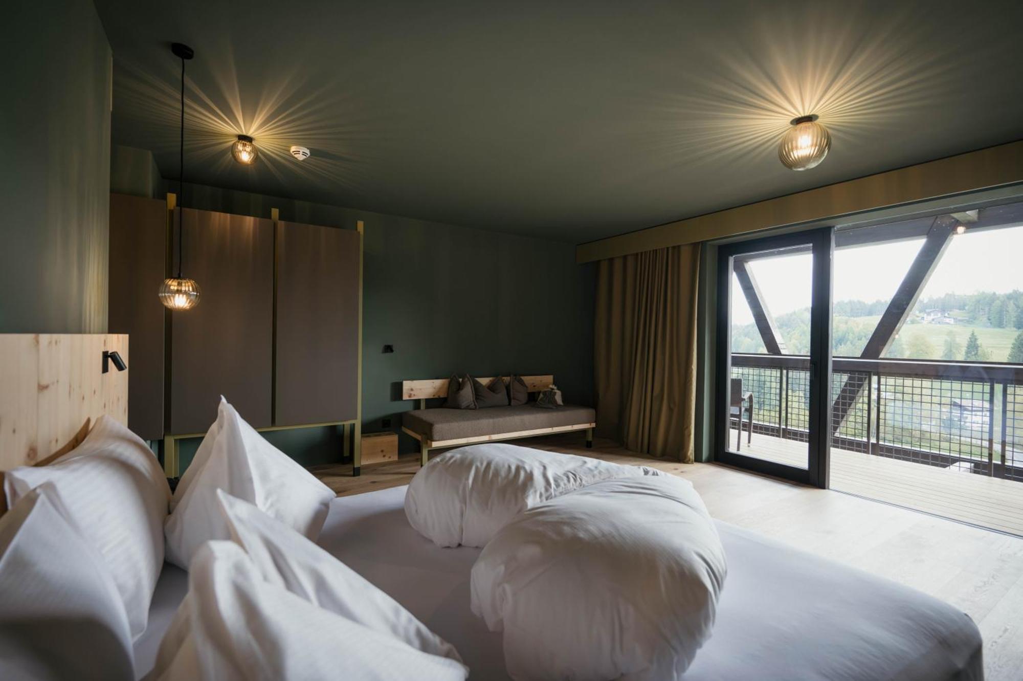 Green Luxury Hotel Pfoesl Nova Ponente Esterno foto