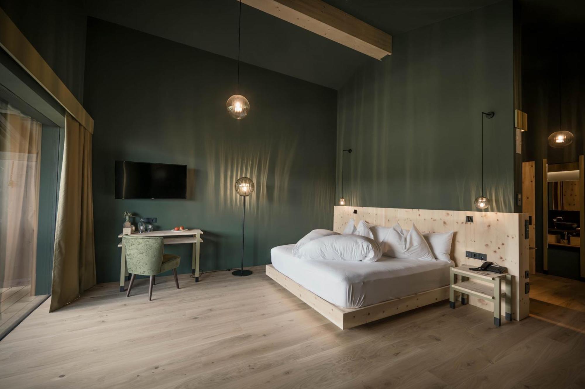 Green Luxury Hotel Pfoesl Nova Ponente Esterno foto